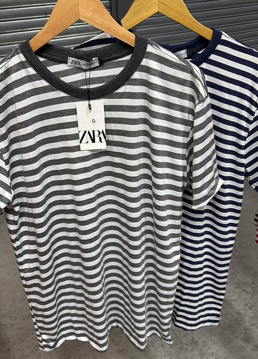 Camiseta Zara Listrada Cinza